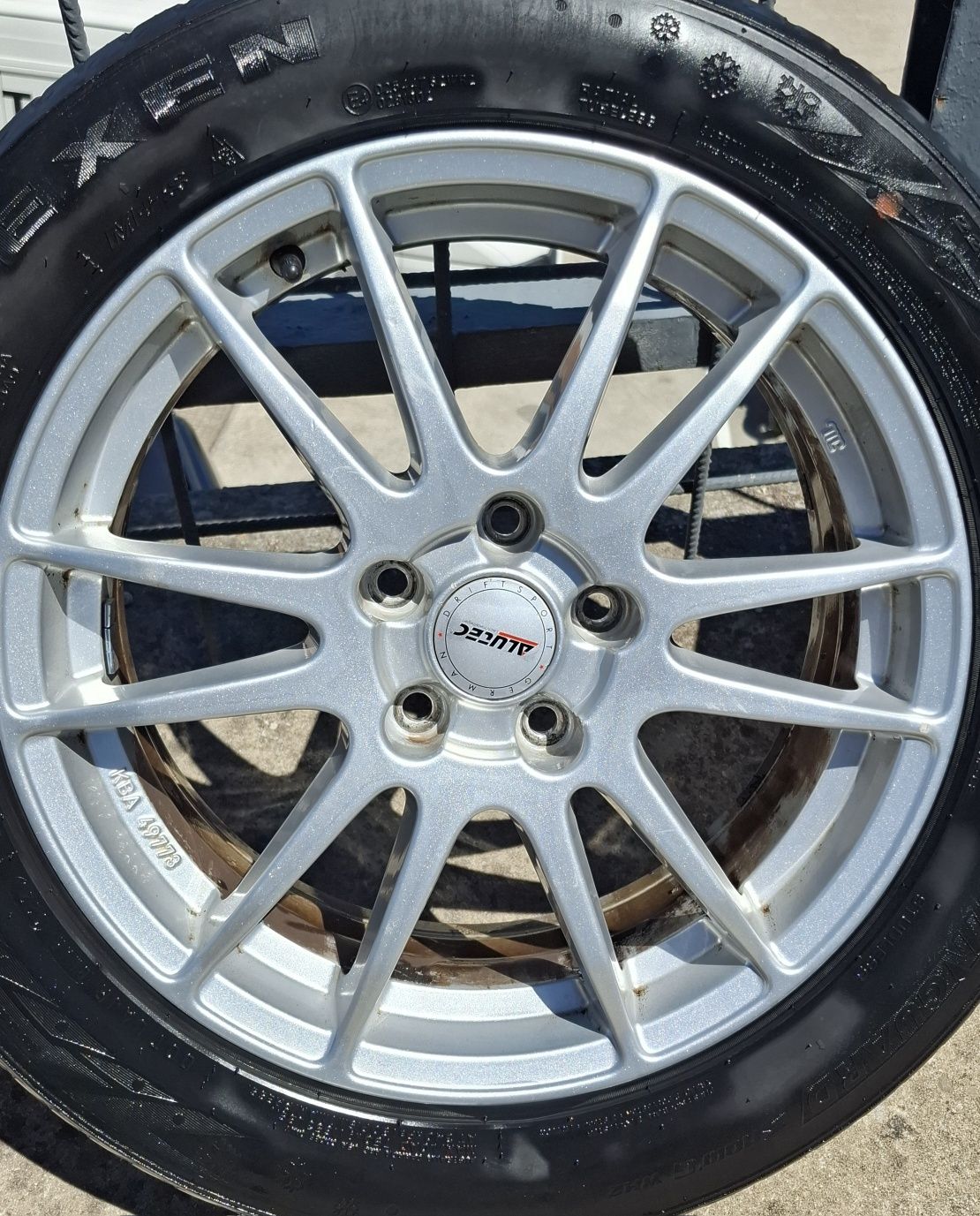 Jantes c/pneus 5x112 225/50R17