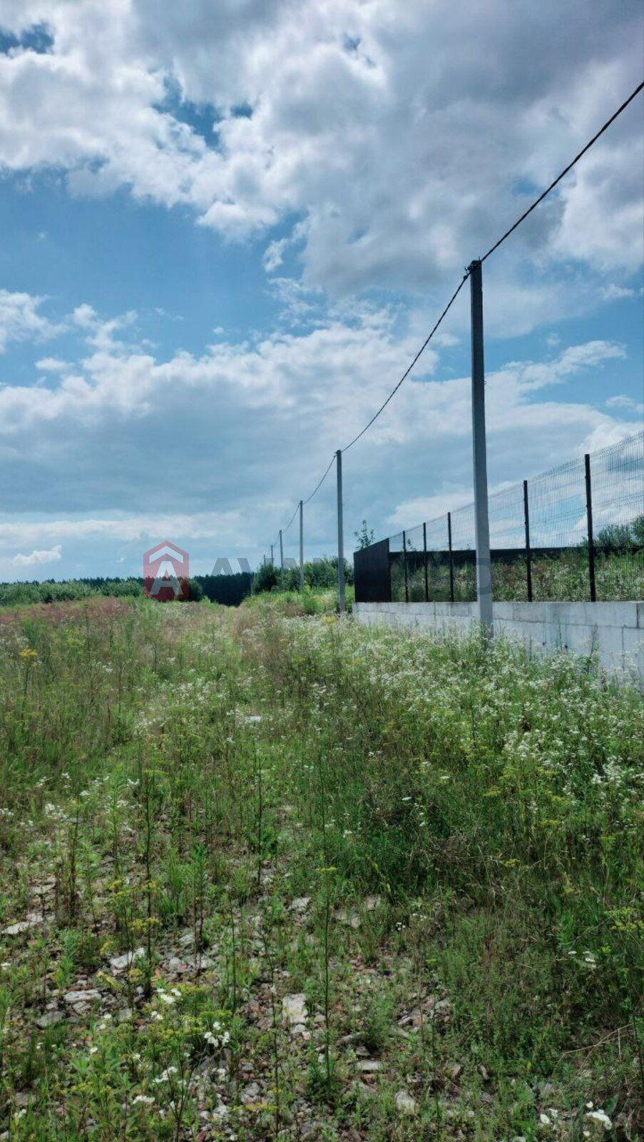 Продам земельну ділянку в с.Зимна Вода