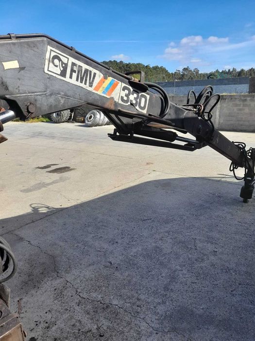 Grua Florestal FMV330