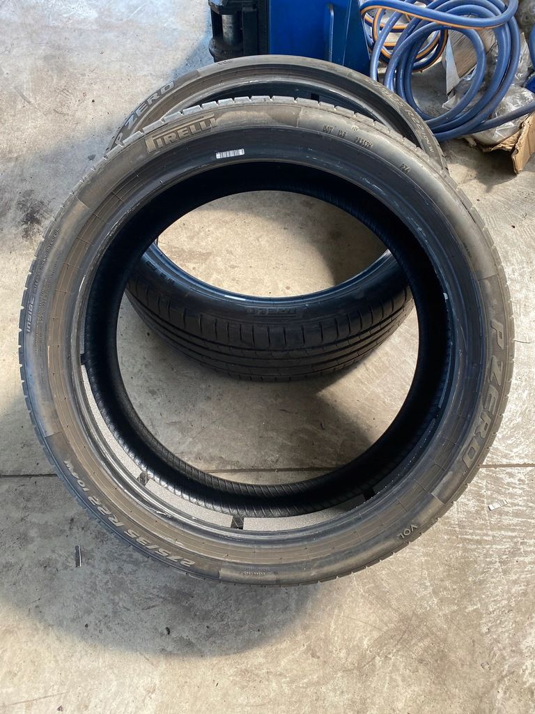 275/35/22 Pirelli P Zero PNCS