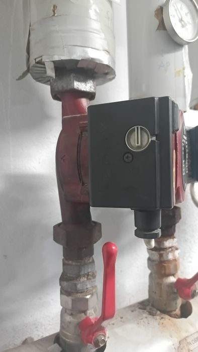 Pompa Grundfos UPS 25-80_180