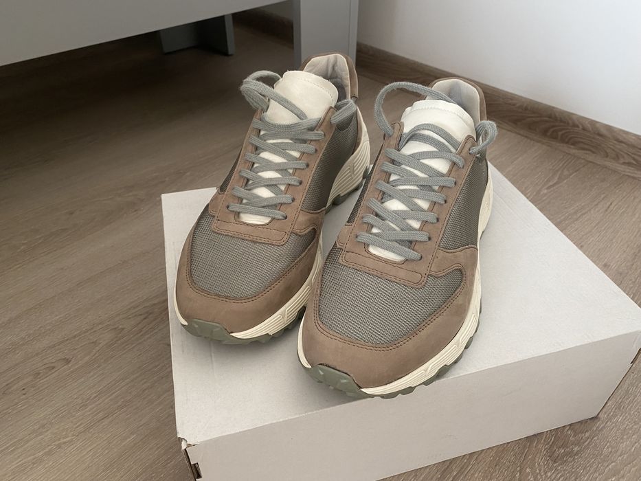 Кросівки 42 розмір