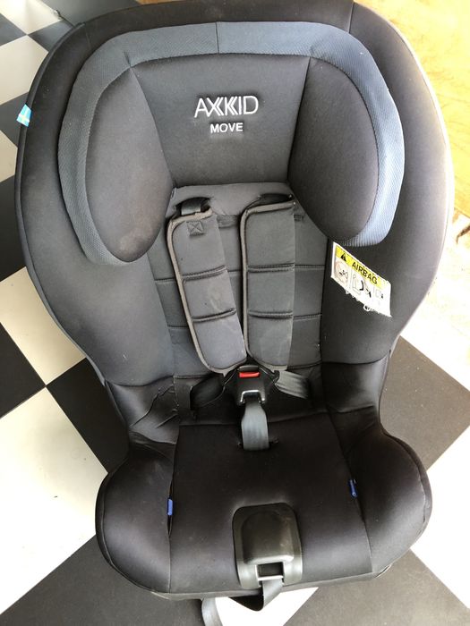 Fotelik samochodowy Axkid Move 9-25 kg