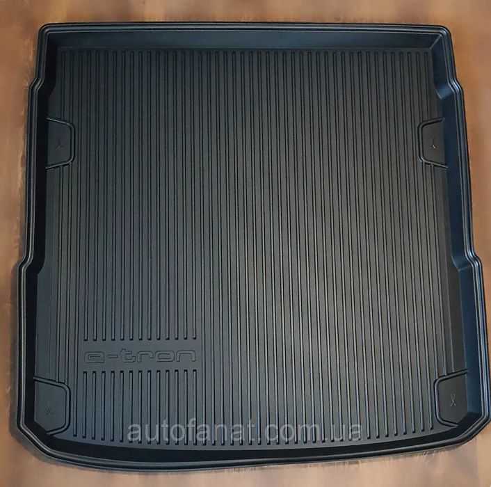 Audi e-tron 2019–… | Оригінальний коврик в багажник | Килимок Ауді