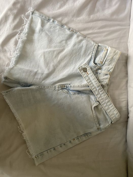 Джинсові шорти staff