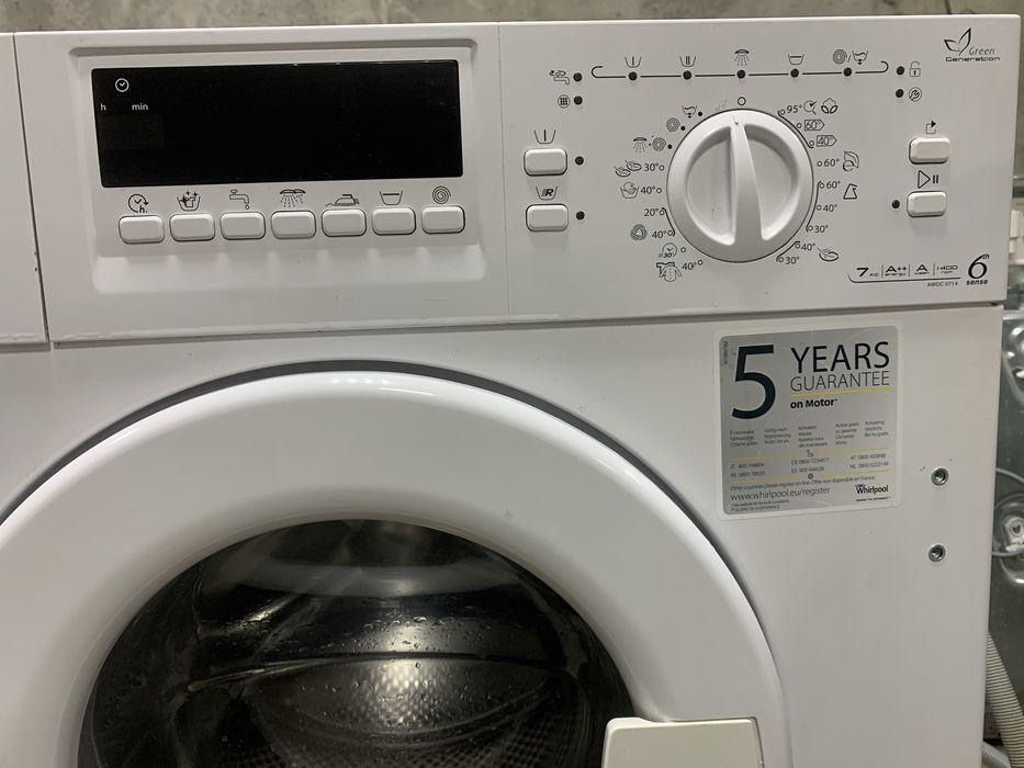 Продам пральну машину Whirlpool AWOC0714, 7 кг. Вузька, гарантія.