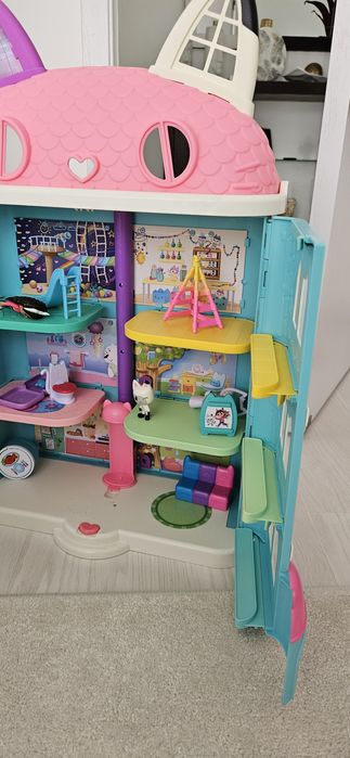 Casa da Gabby com caixa