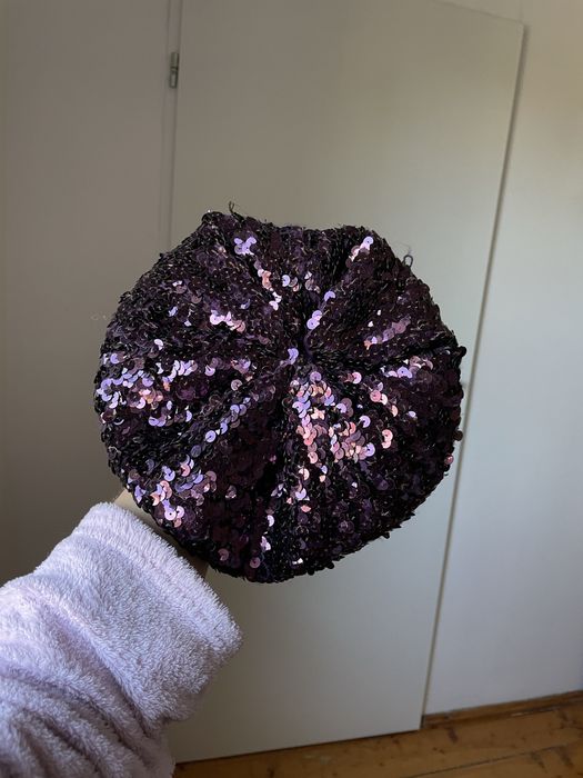 Wlegancki zimowy fioletowy beret beretka