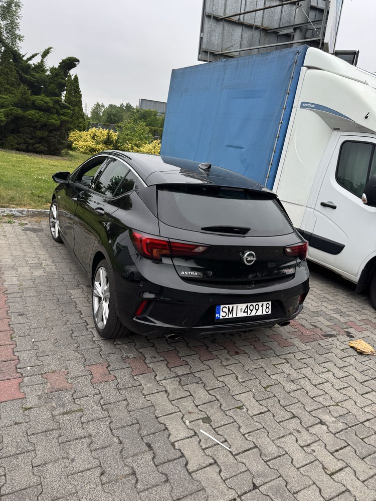 Opel Astra K 1.6 TURBO OPC-Line / Bogate wyposażenie
