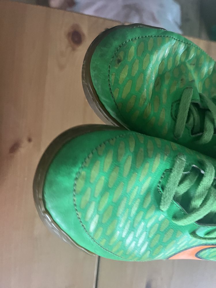 Korki 37,5 buty sportowr nike pilka nozna