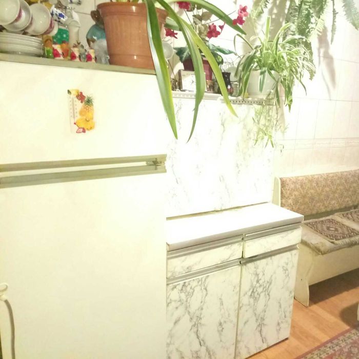 Здаеться  окрема кімната для 1 - 2 -х осіб, всі зручності,