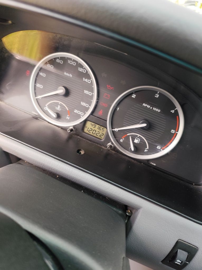Samochód Tata Safari