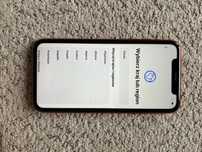 iPhone 11 128 gb wylogowany bez żadnych blokad
