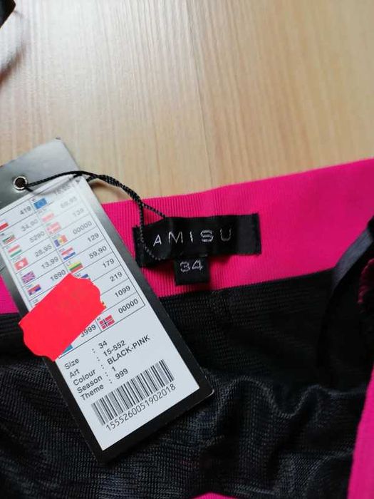 Dopasowana czarna sukienka New Yorker 34 XS