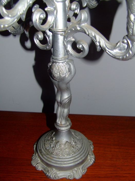 Świecznik, kandelabr figura rzeźba