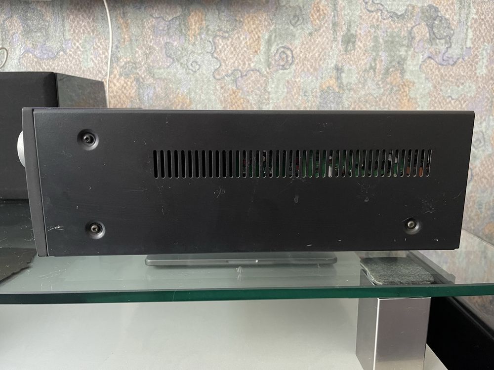 Предусилитель - процессор ARCAM  АVP -700