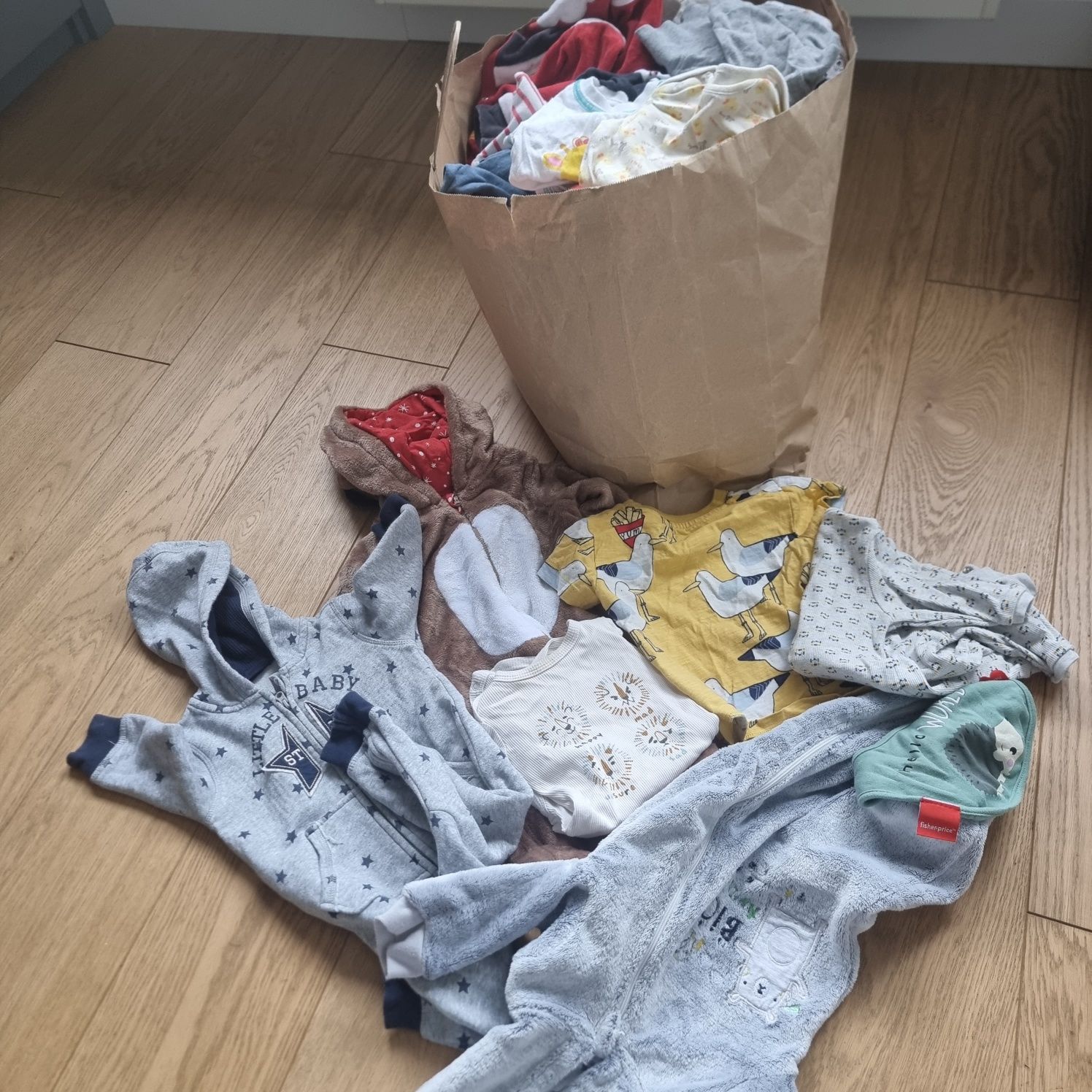 torba ubran dla chłopca do 80cm