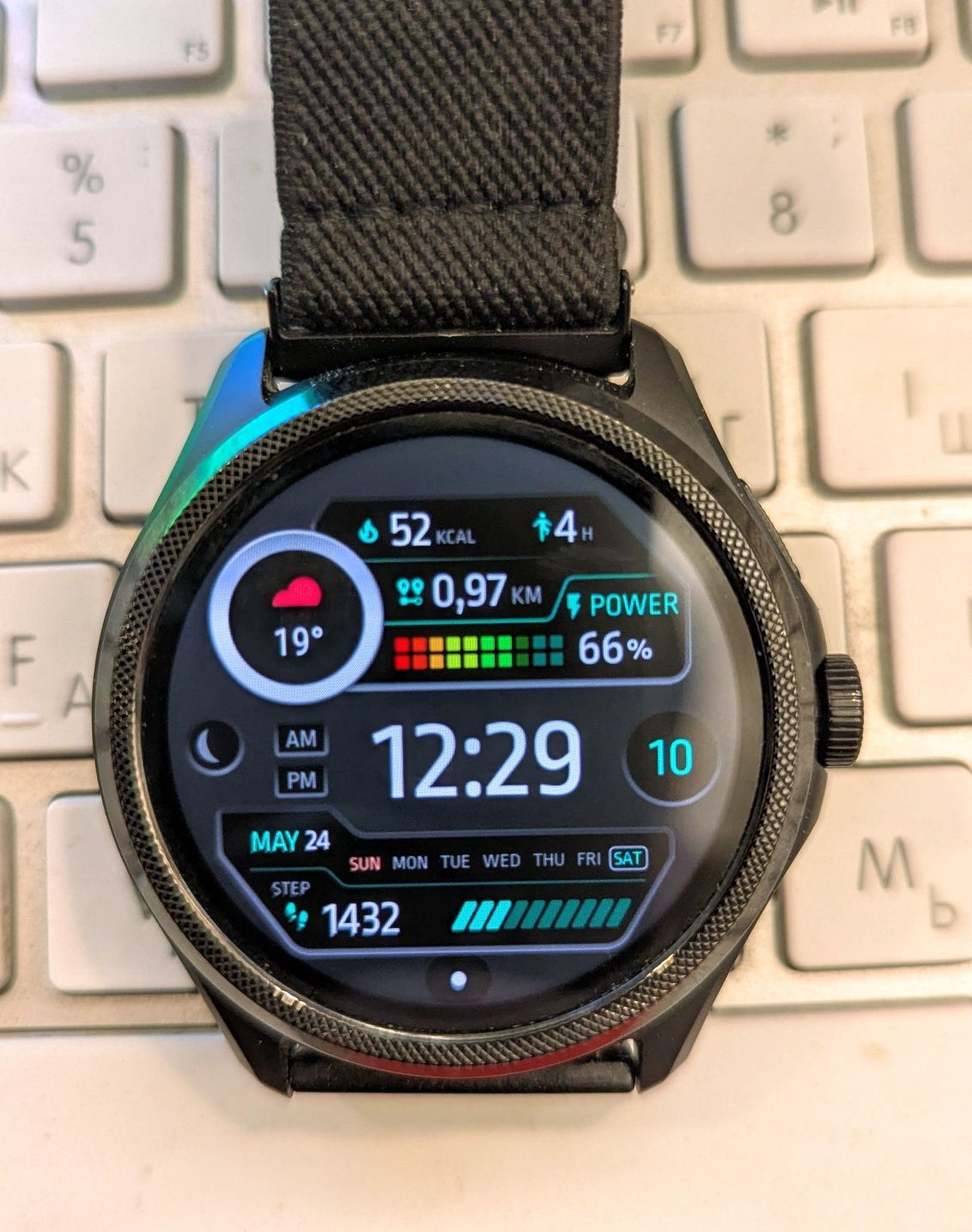 Часы Ticwatch pro 5