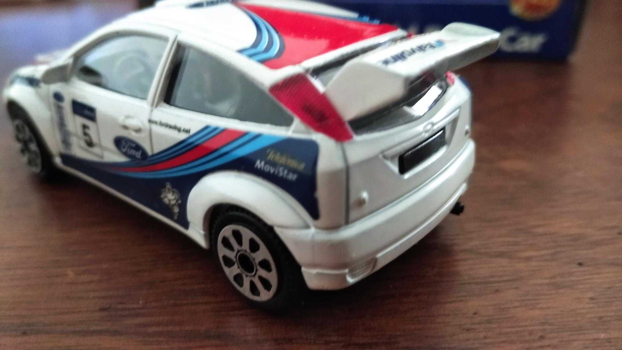 Ford Focus WRC Colin McRae e Carlos Sainz - Modelo raro em caixa 1/43
