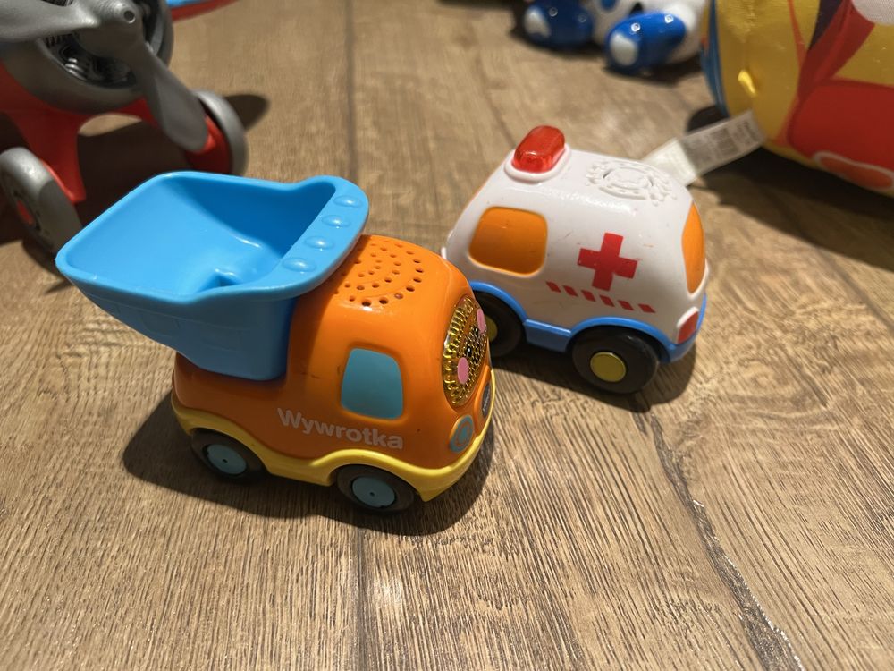 Zabawki Fisher Price piłka gadająca vtech interaktywne