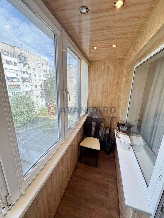 Калиновая 3к.кв.Не угловая.6 этаж.Двухсторонняя 53000$