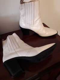 Botas novas 39 brancas