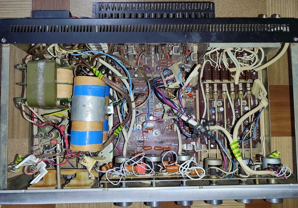 Усилитель мощности  Одиссей 002-стерео