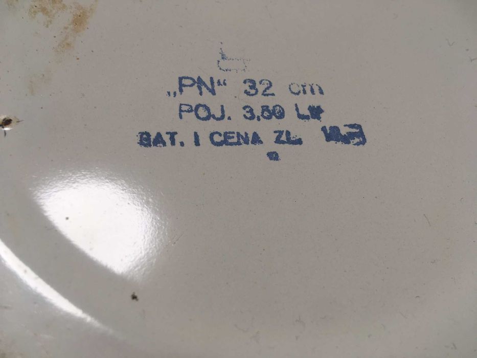 Miska biała metalowa 32 cm PRL