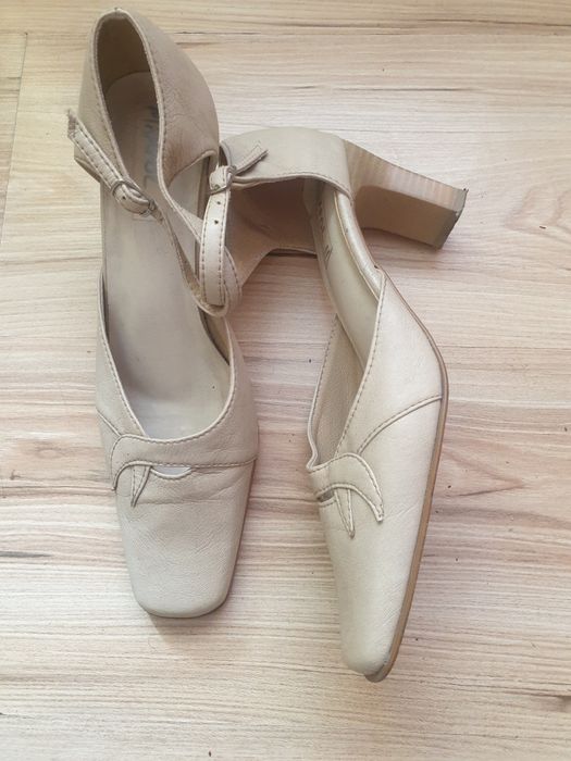 Pantofle na obcasie lato wesele