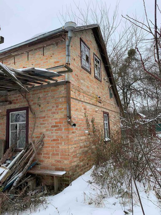 Продаж будинку в Жуках