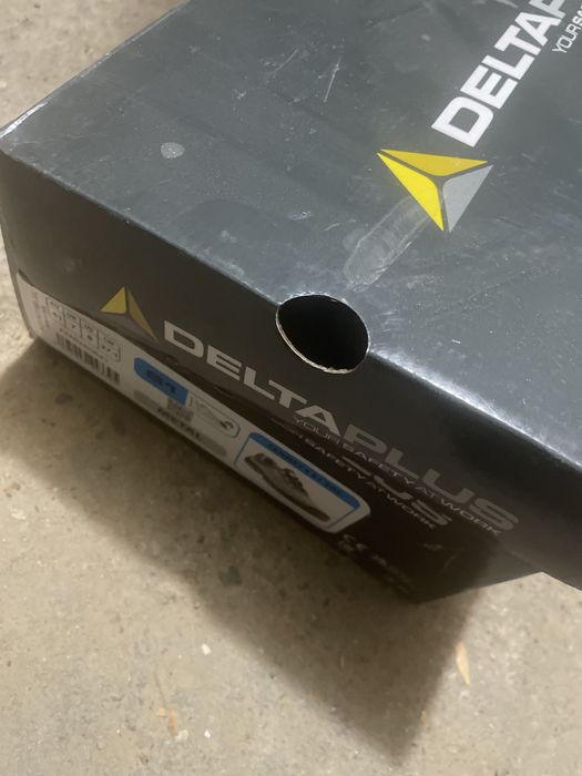 Buty ochronne  Delta Plus nowe