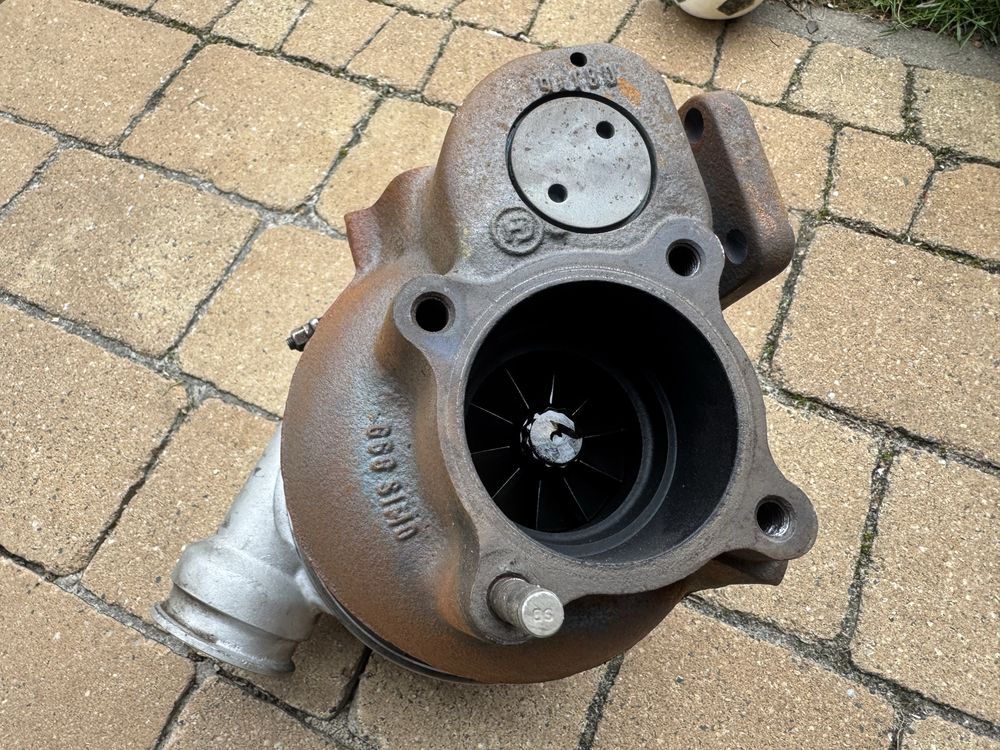 Turbosprężarka Deutz Fendt 936 BorgWarner