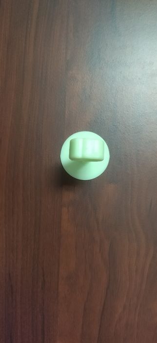 Силиконовая присоска на дверную ручку