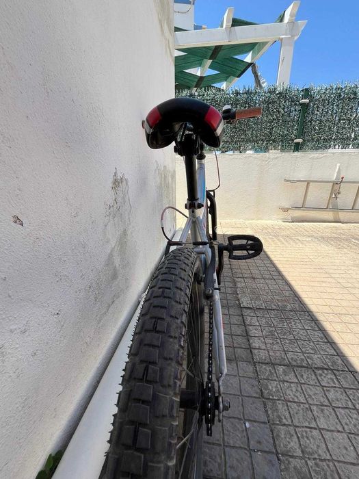 Bicicleta de Criança 9-12 ANOS