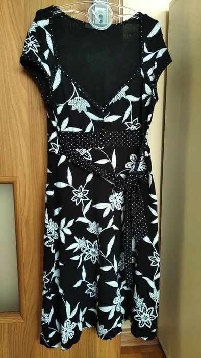EKSKLUZYWNA sukienka damska mini czarna białe kwiaty S M L GRATIS WYS.
