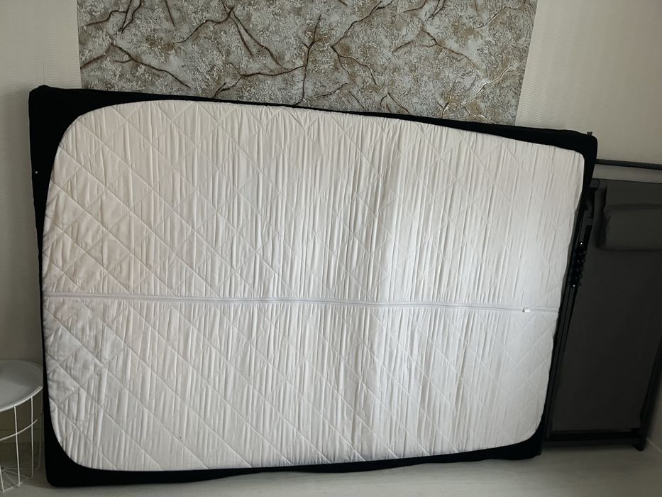 Materac 140x200 bardzo dobry stan