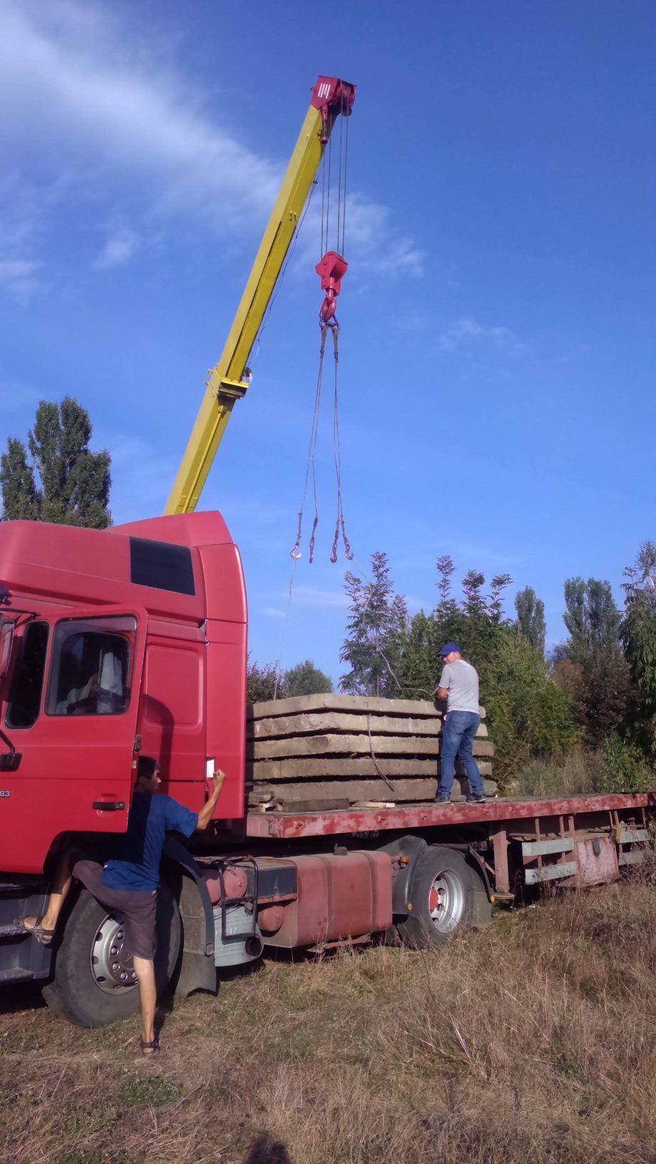 Панелі ребристі ПКЖ Колони Ферми перемички опори стойки балка  ригель