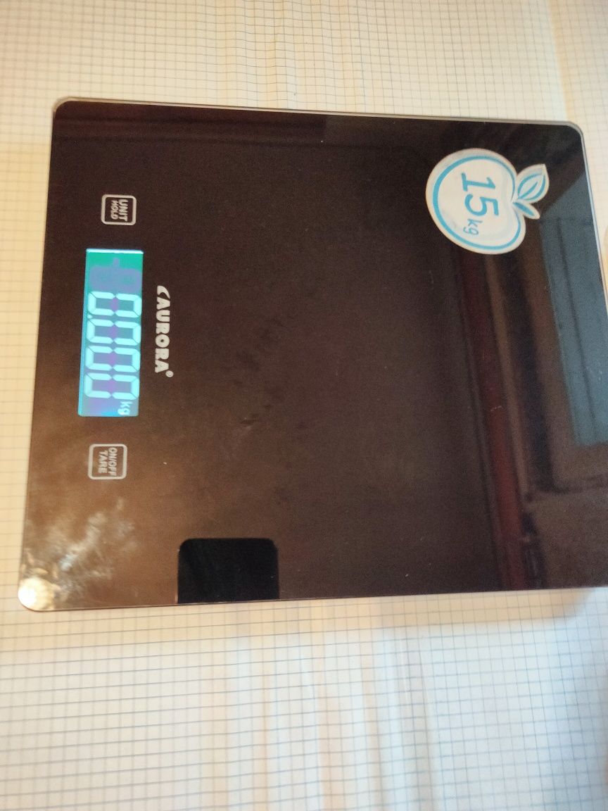 Продам весы электронные кухонные марки Aurora AU4302.