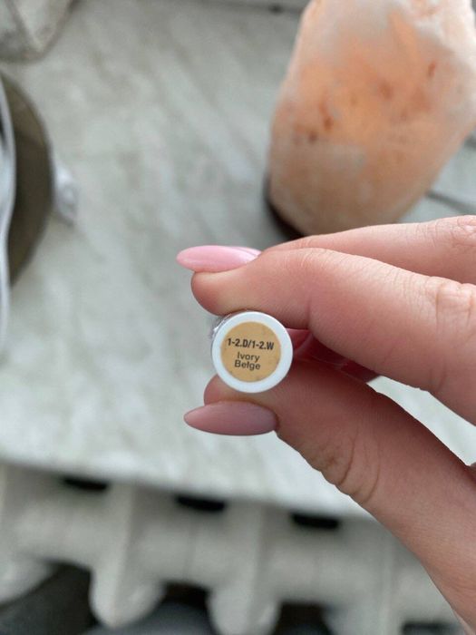 L’Oreal Paris Крем- консилер для шкіри навколо очей