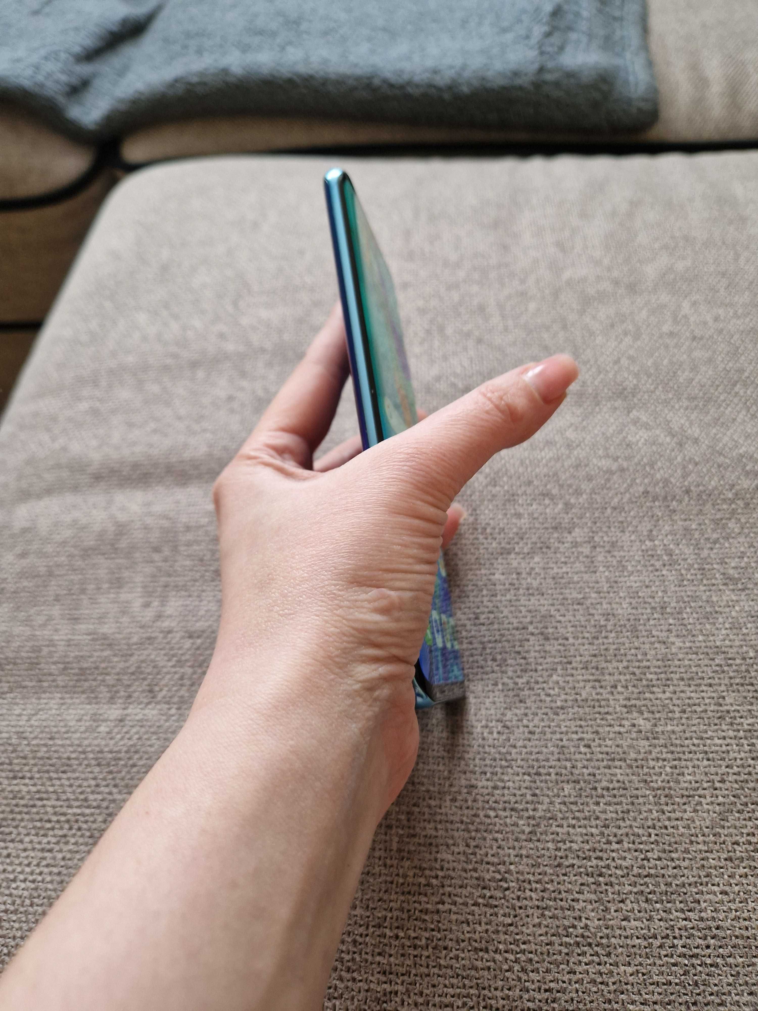 Смартфон Huawei P30 Pro