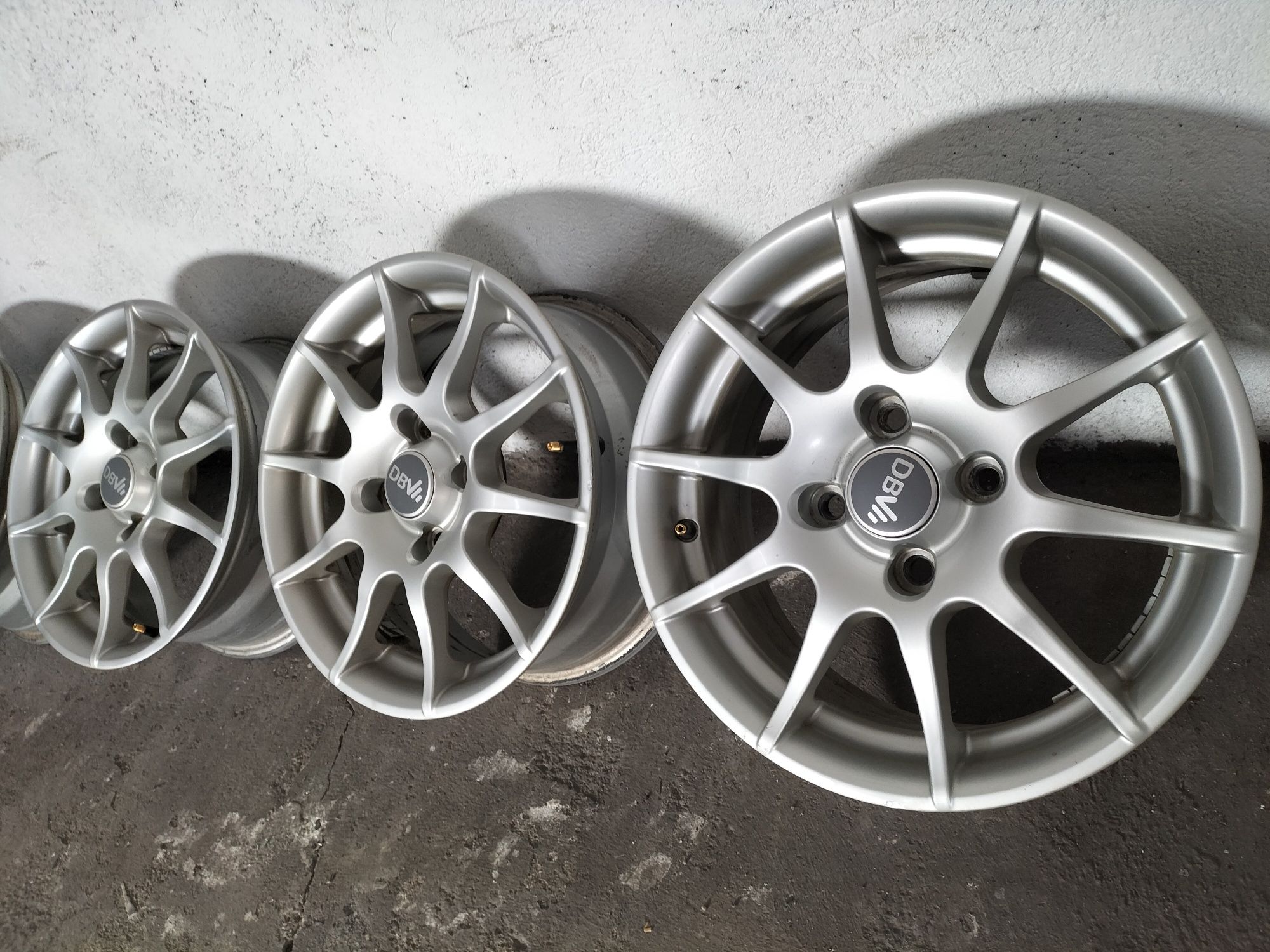 Felgi aluminiowe 15 cali 4x108 Ford Citroen Peugeot