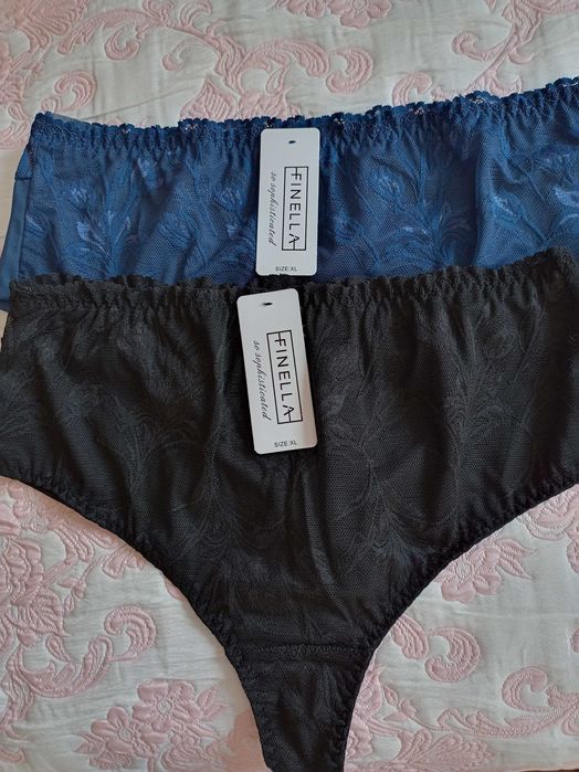 Жіночі трусики бразиліани.
