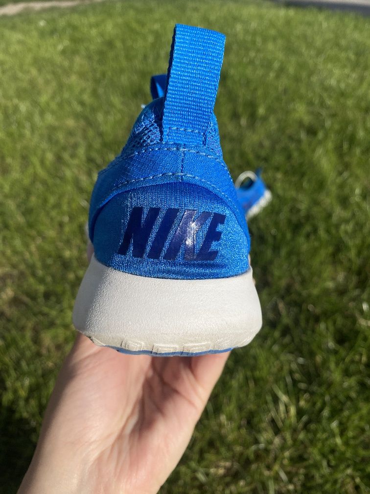 Кросівки Nike р. 37.5 [23.5см]