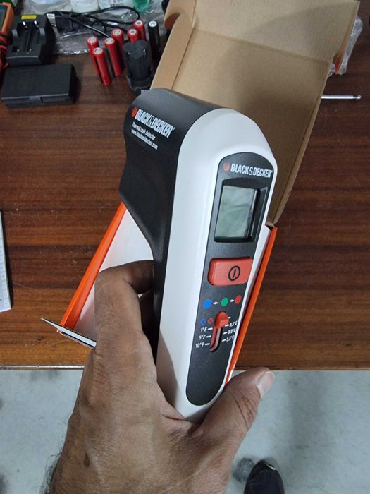 Detetor fugas térmicas / termómetro Black&Decker TLD100