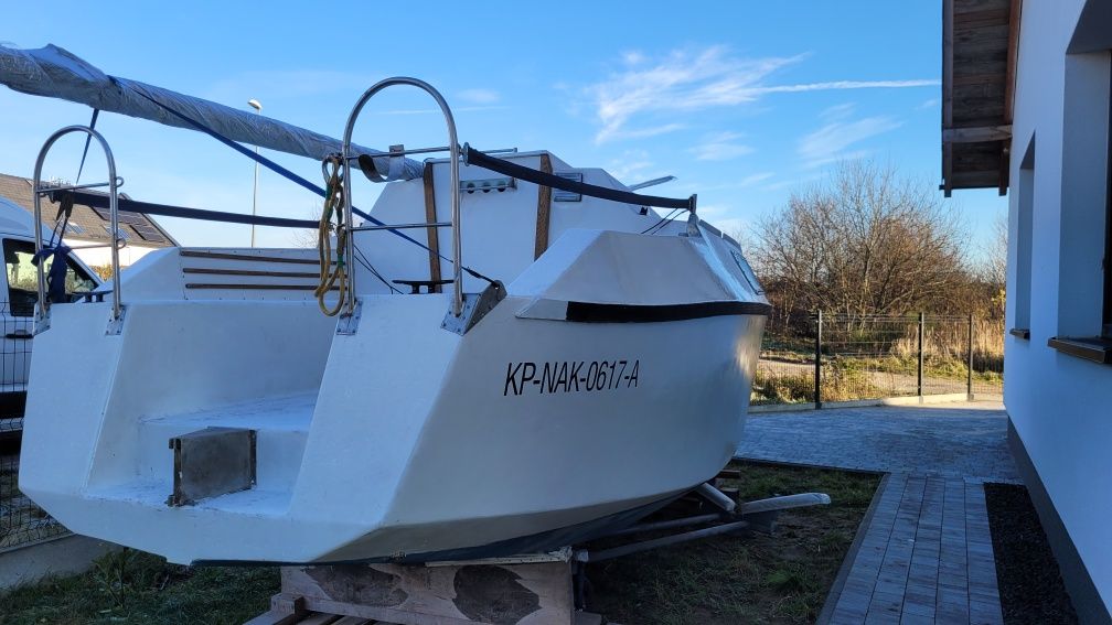 Jacht żaglowy, łódka 6x2.5m