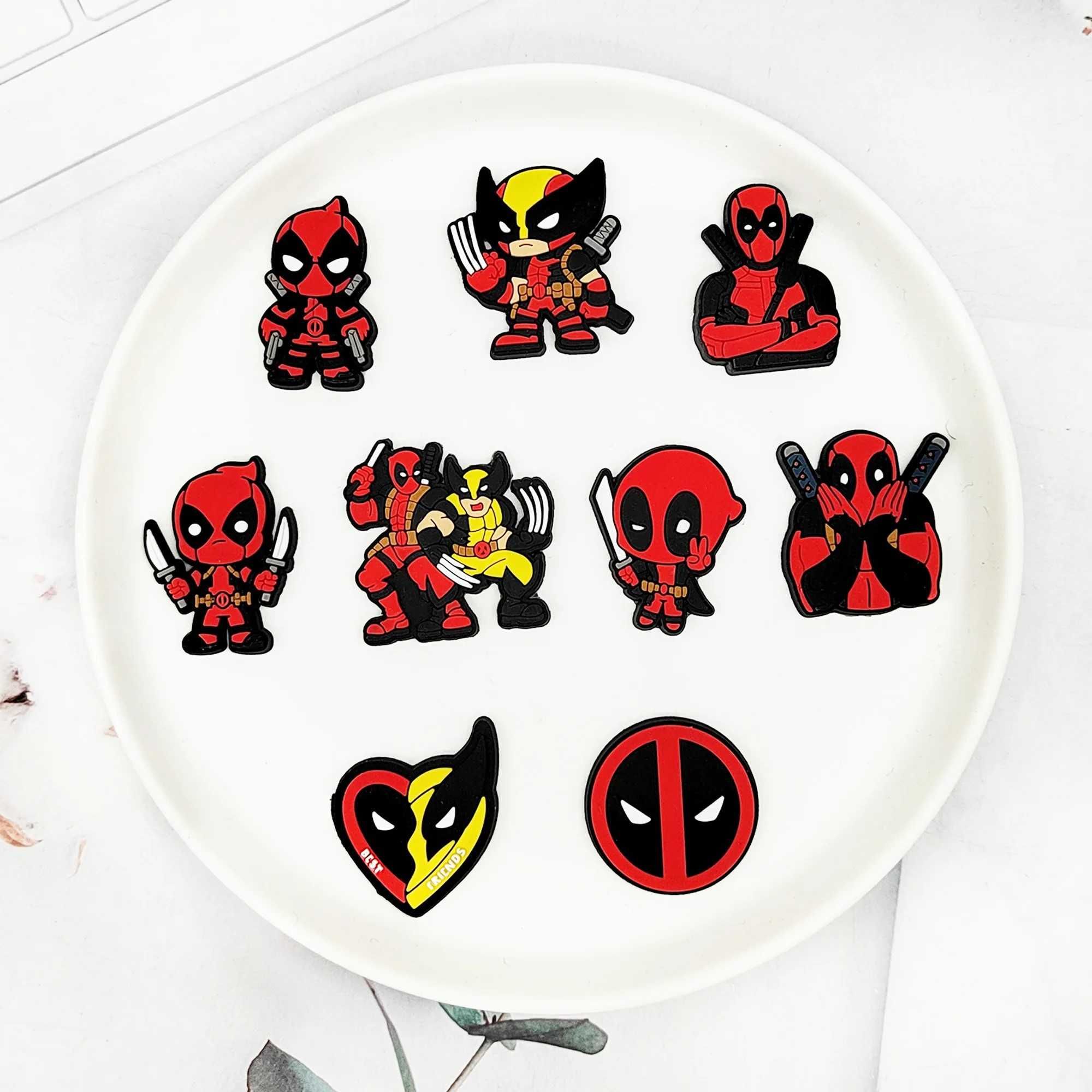 Przypinki do butów crocs DEADPOOL WOLVERINE Avengers MARVEL prezent