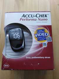 Glukometr  Accu-Chek  Performa Nano