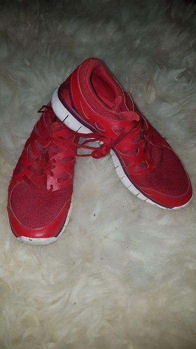 Nike            .