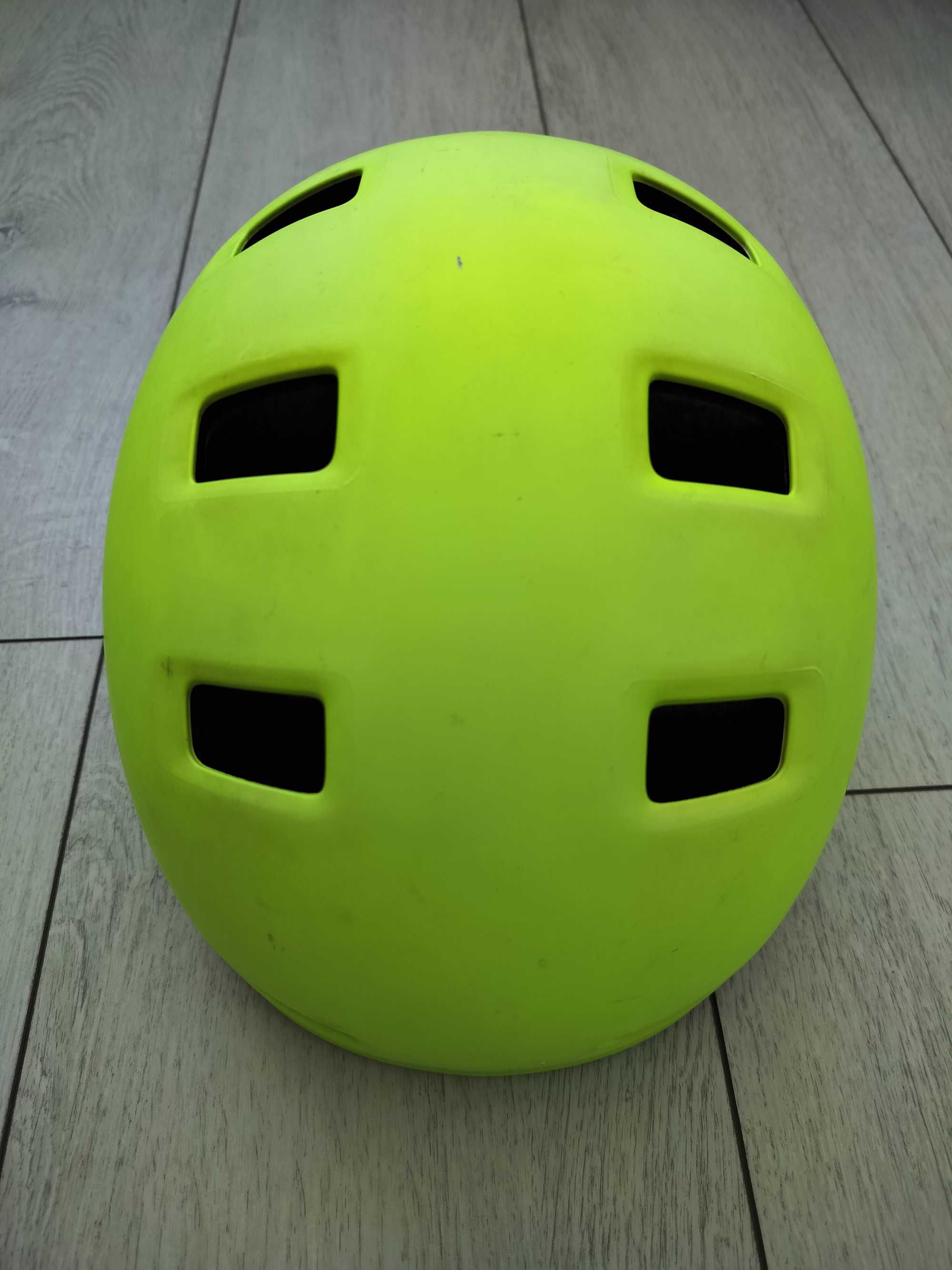 Kask Btwin 520 fluo