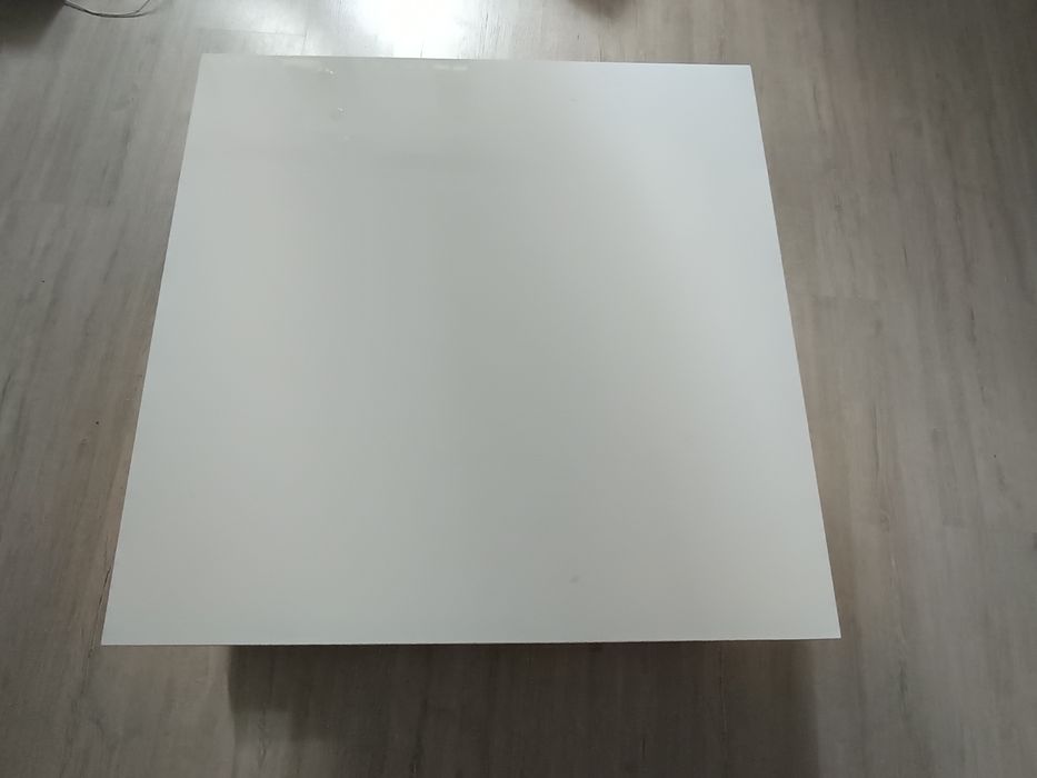 Biały stolik kawowy KYOTO Black Red White 31x60x60 cm